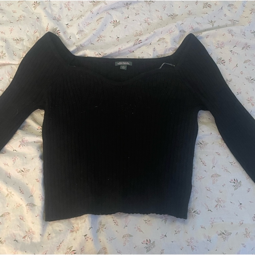 target wild fable long sleeves flared sleeves black top